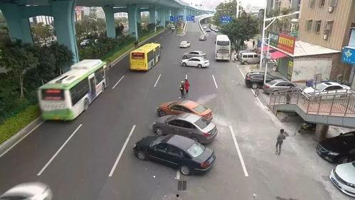 广东爆料停车混乱视频,乱停乱放成难题 第1张 广东爆料停车混乱视频,乱停乱放成难题 第1张